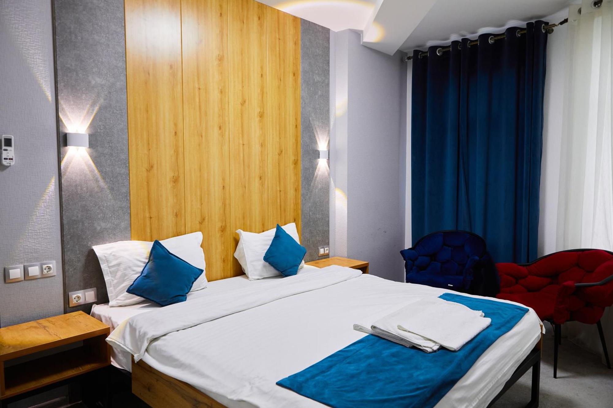 Art Plaza Hotel Tasjkent Buitenkant foto