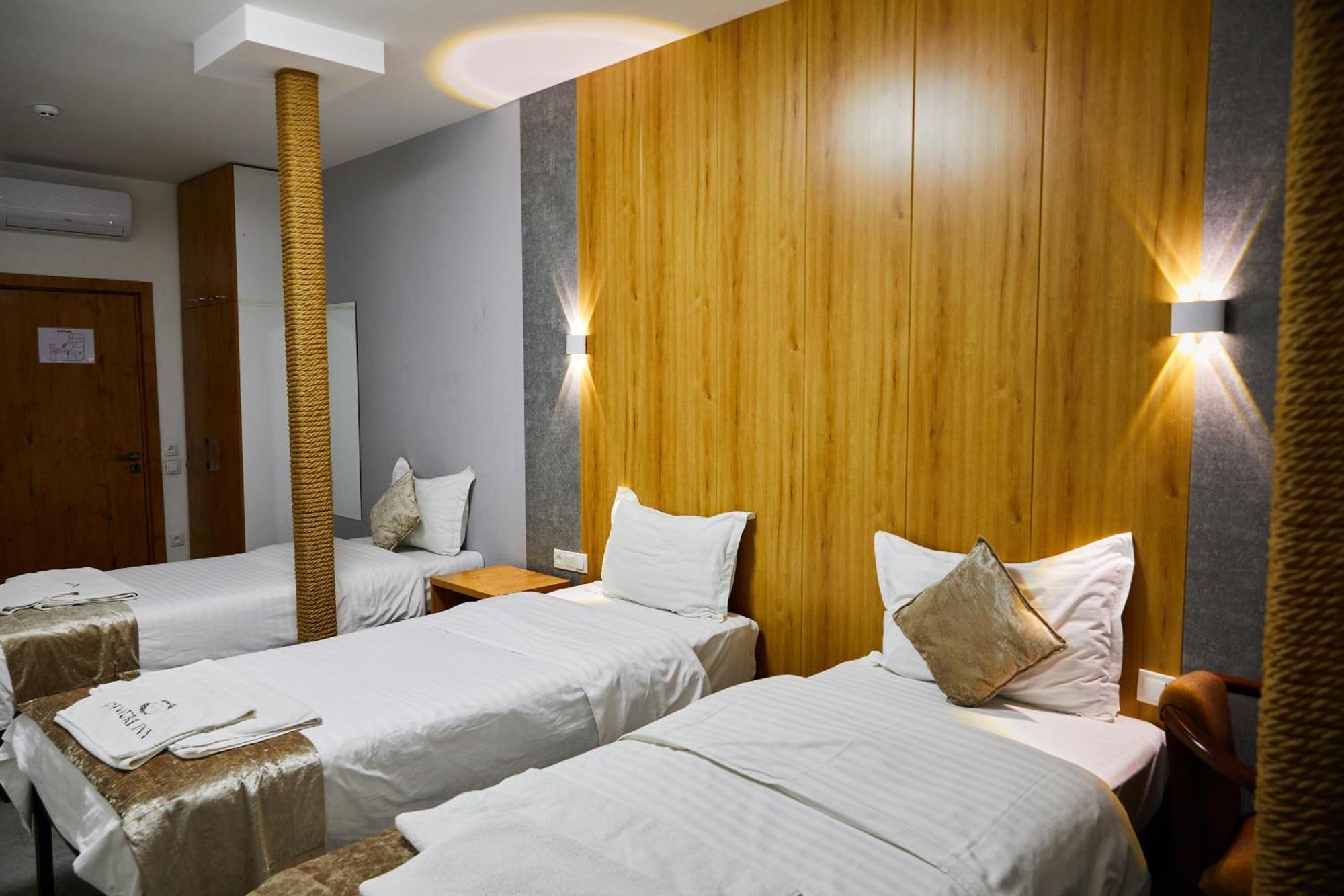 Art Plaza Hotel Tasjkent Buitenkant foto