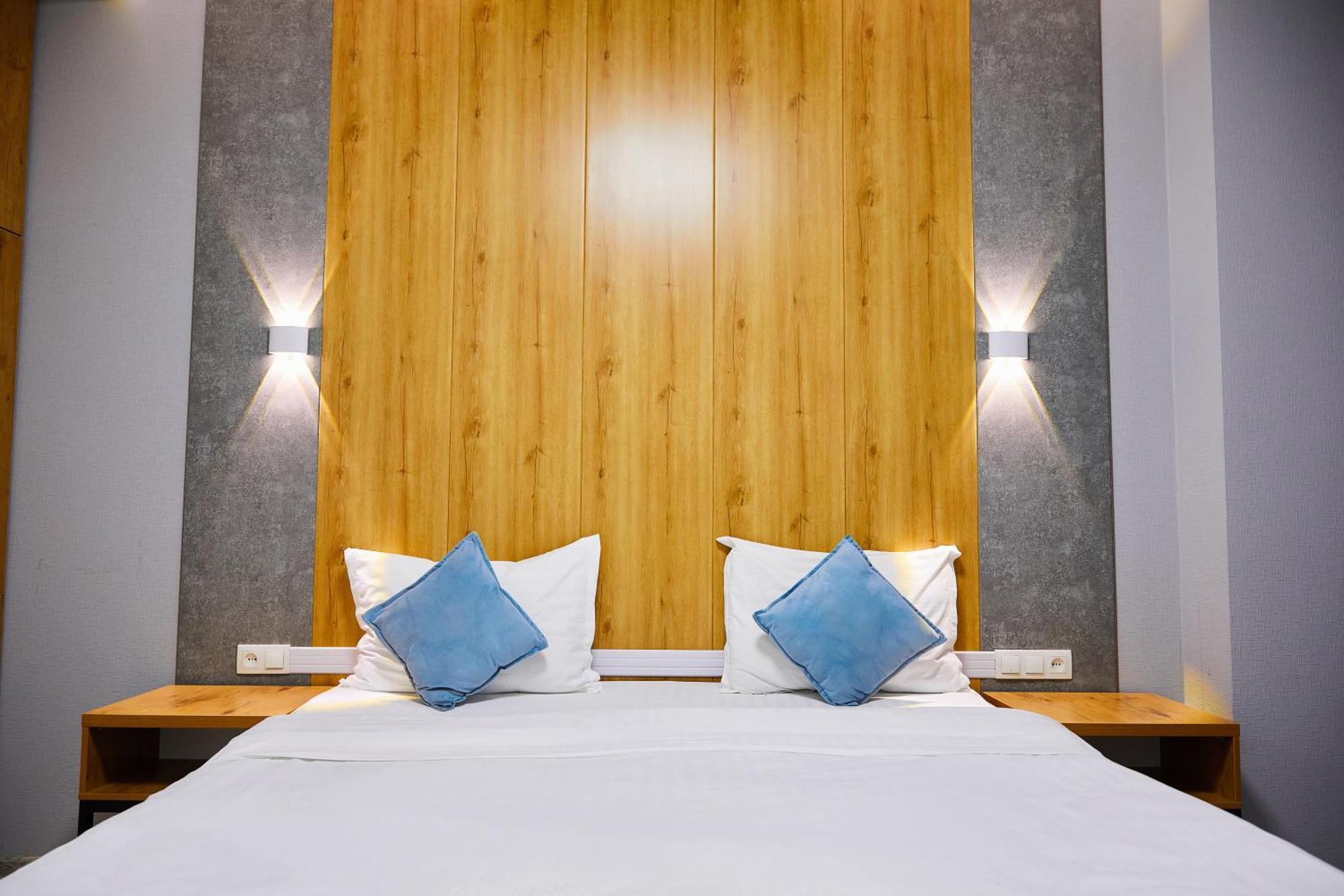 Art Plaza Hotel Tasjkent Buitenkant foto