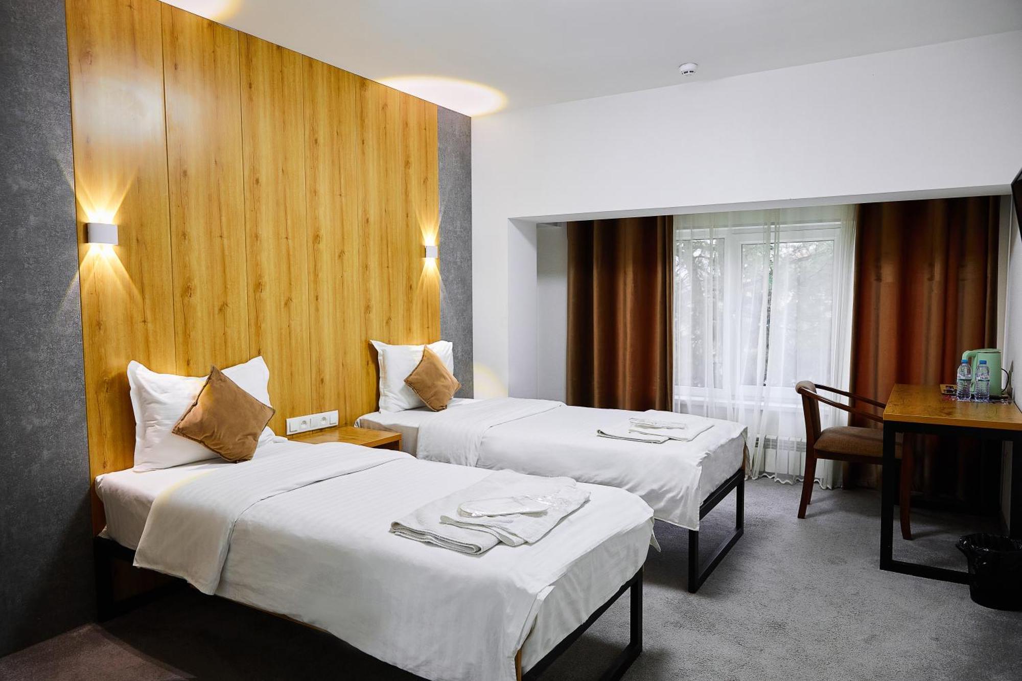 Art Plaza Hotel Tasjkent Buitenkant foto