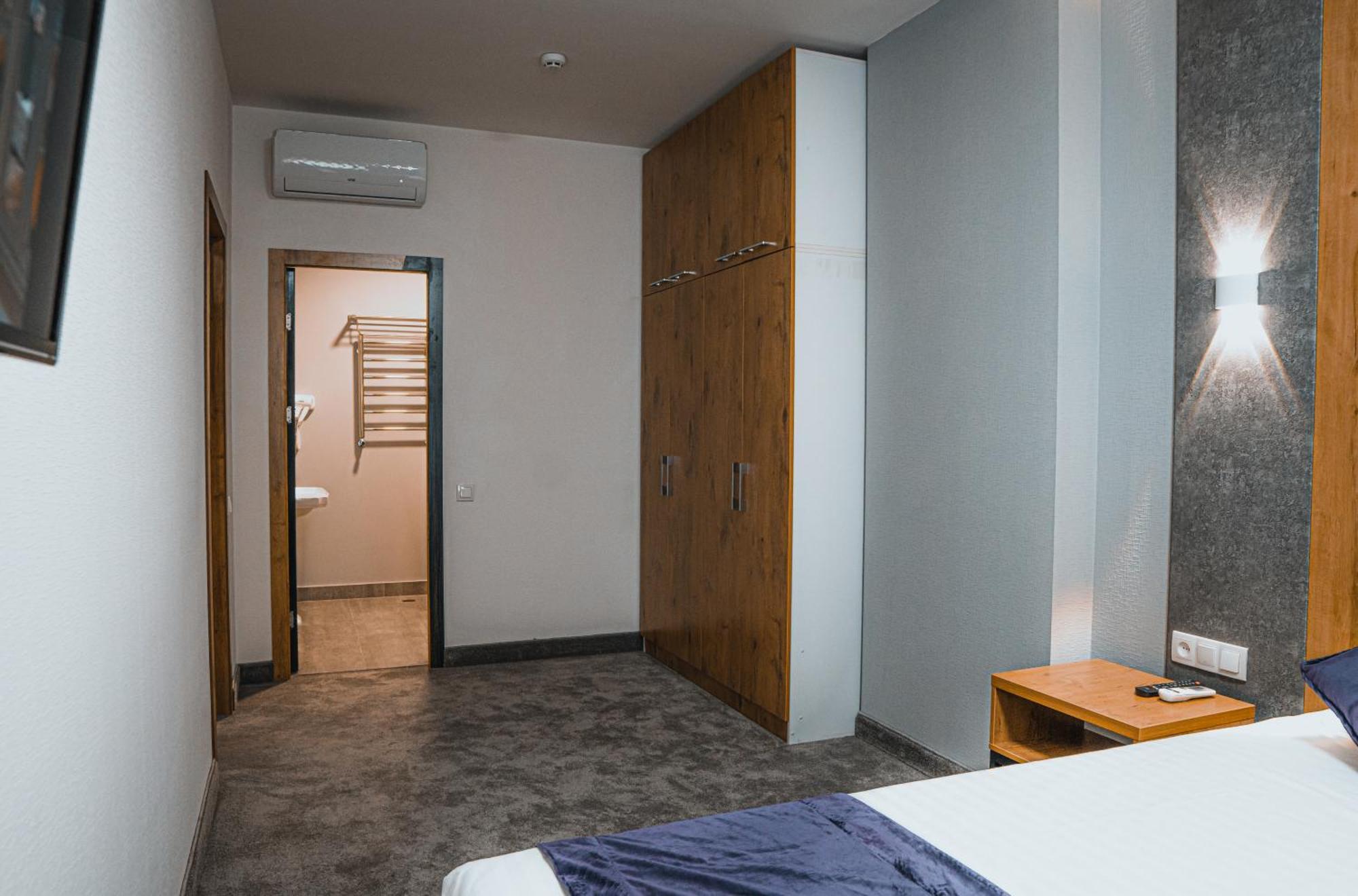 Art Plaza Hotel Tasjkent Buitenkant foto